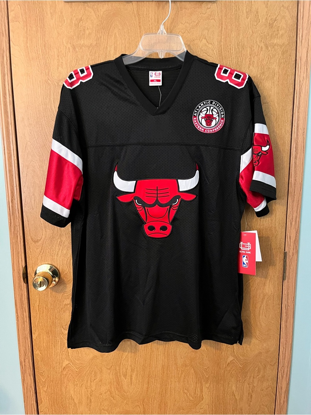 Chicago Bulls NBA Ultra Game Black Red White Logo Mens Jersey Size XL NWT